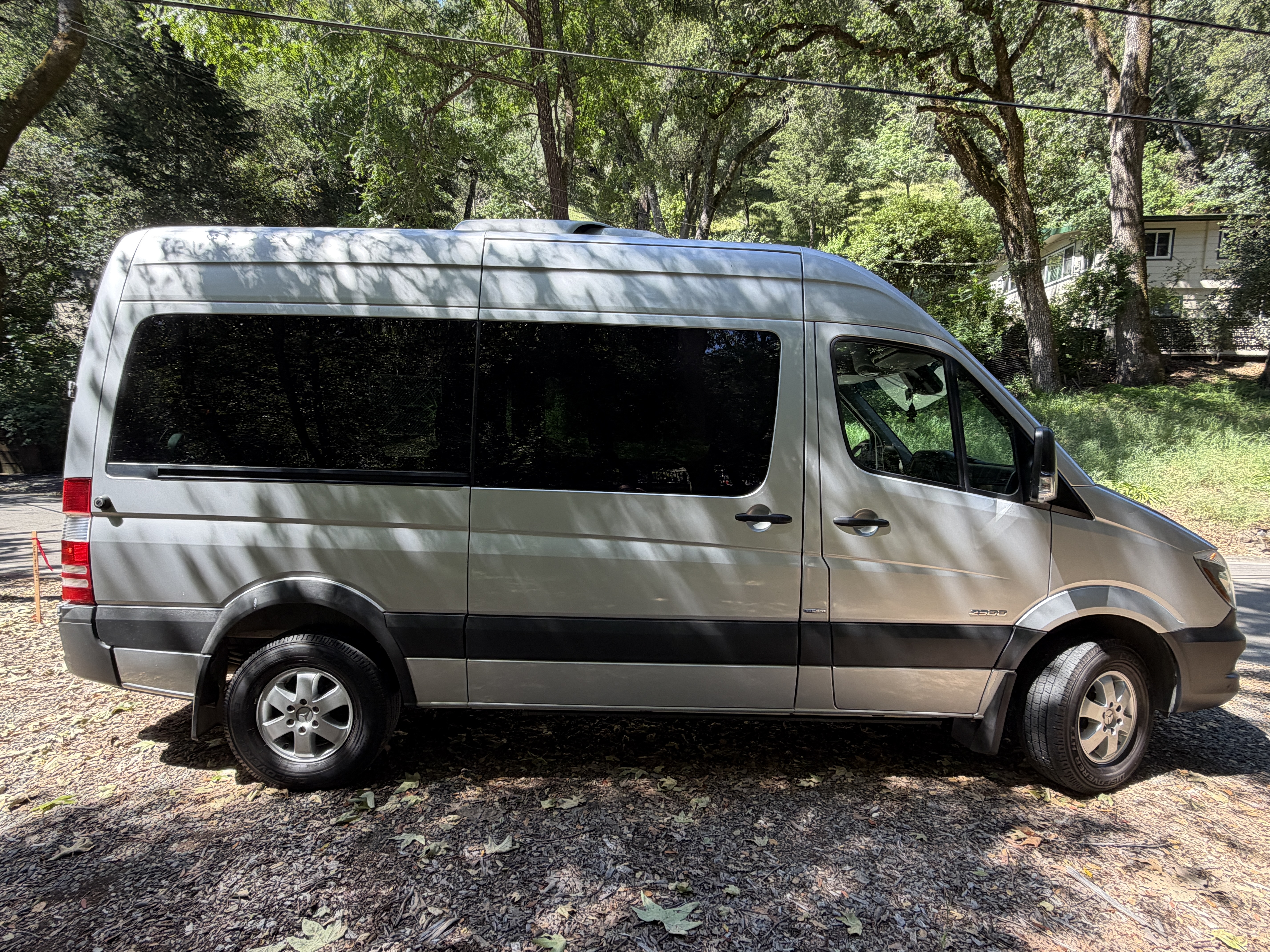 Used 2016 Mercedes-Benz Sprinter 2500 image 1
