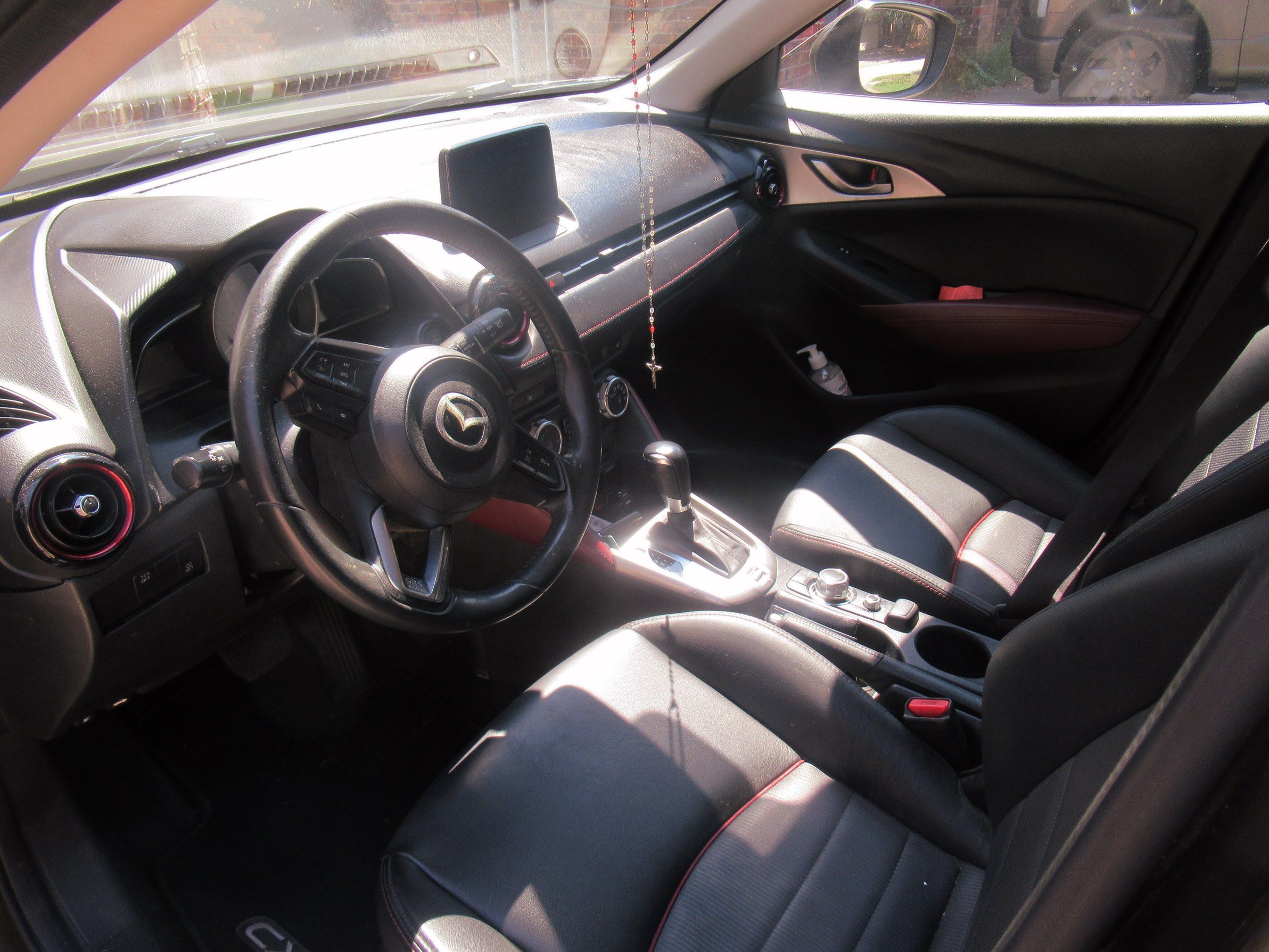 Used 2018 MAZDA CX-3 Touring FWD image 3