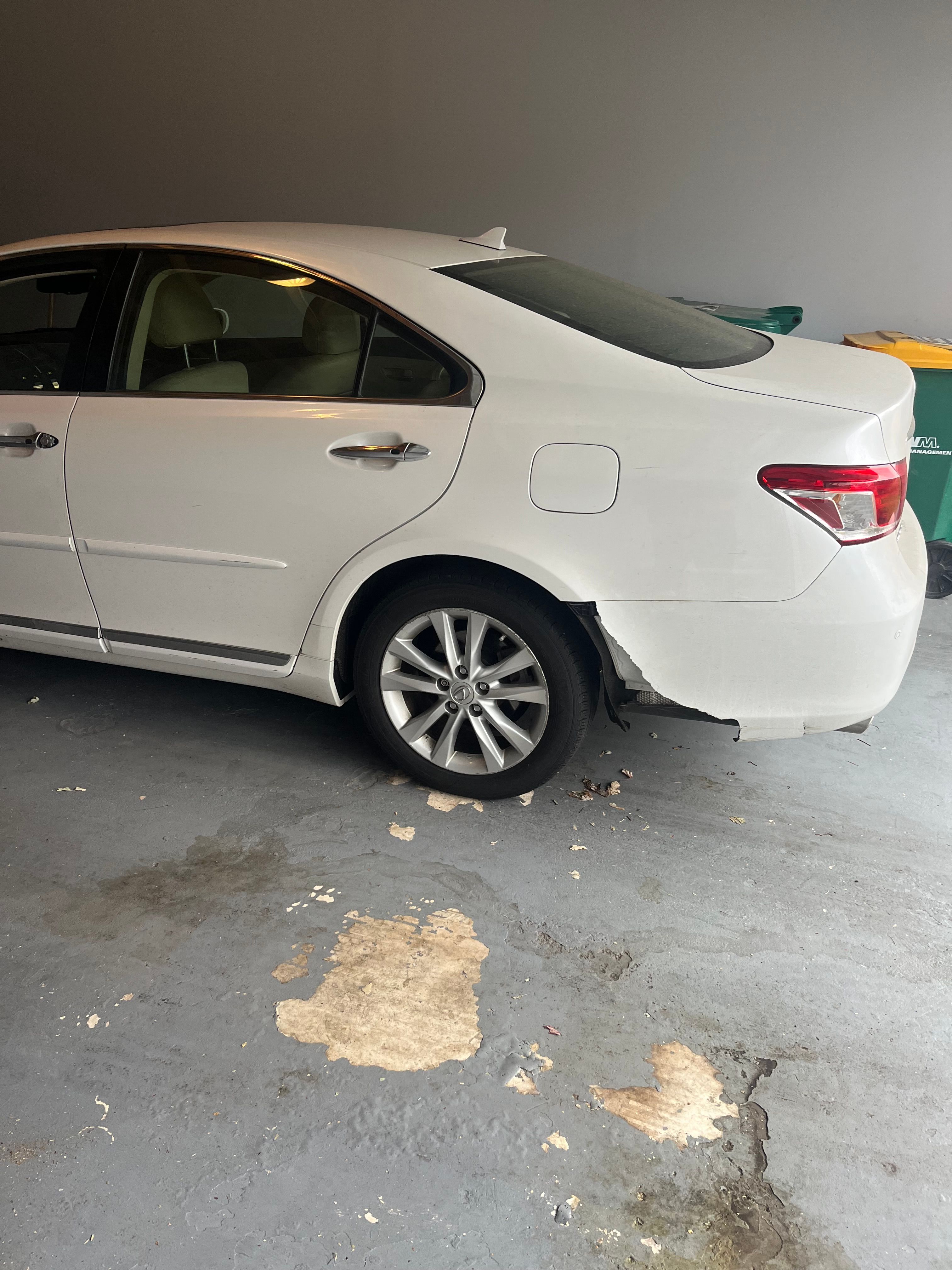 Used 2010 Lexus ES 350 FWD image 5