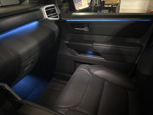 Used 2024 Toyota Tundra Platinum image 18