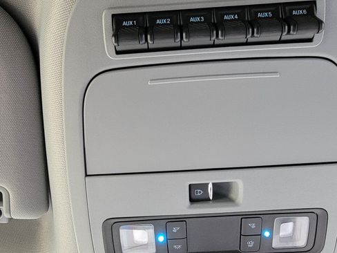 Used 2024 Ford F350 XL w/ FX4 Off-Road Package image 10