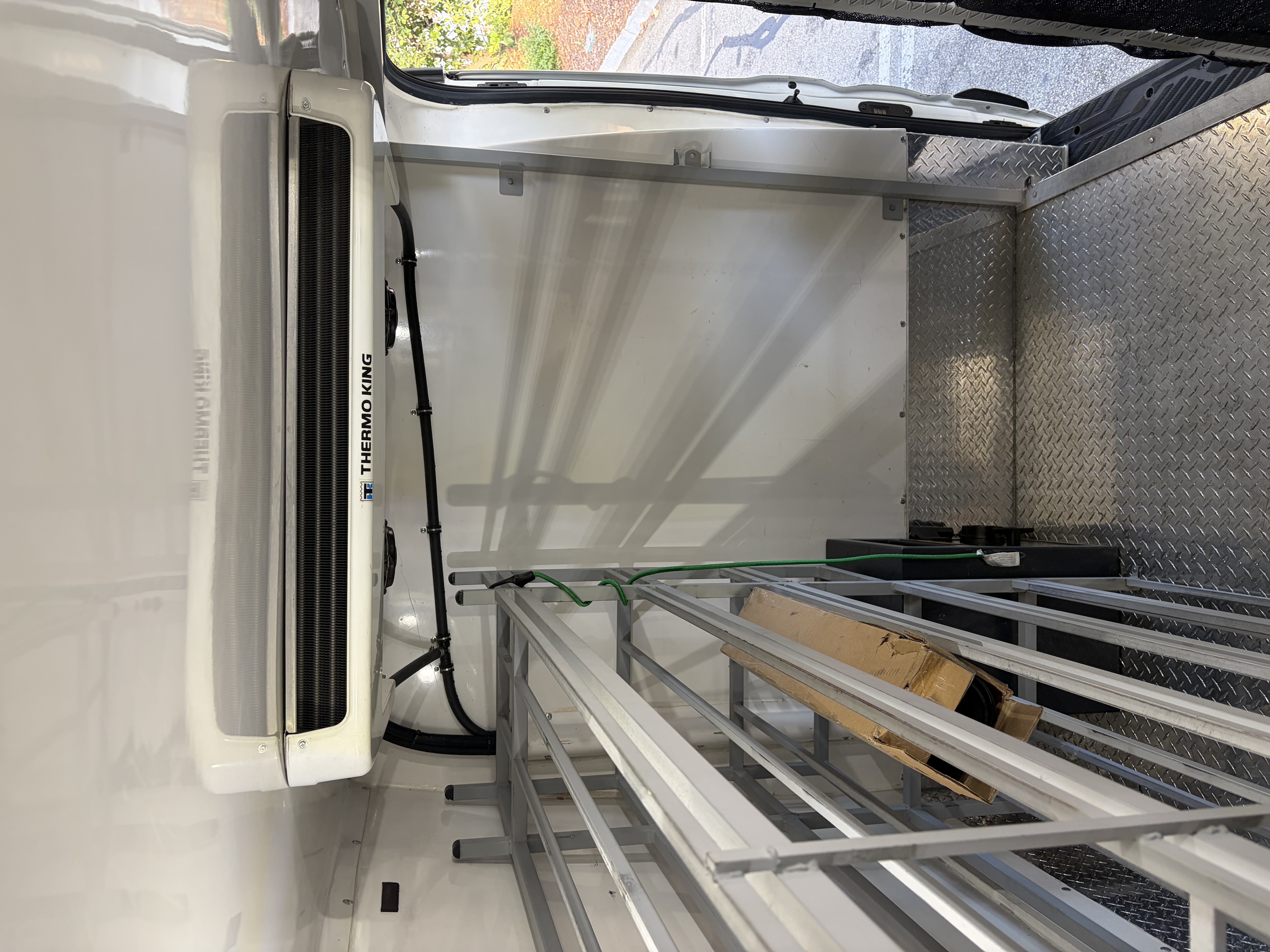 Used 2020 Ford Transit 250 Medium Roof RWD image 8
