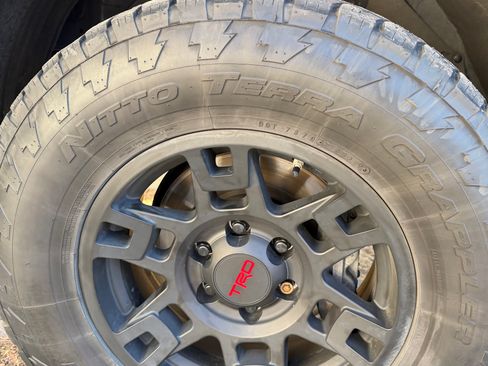 Used 2020 Toyota 4Runner TRD Off-Road Premium image 14