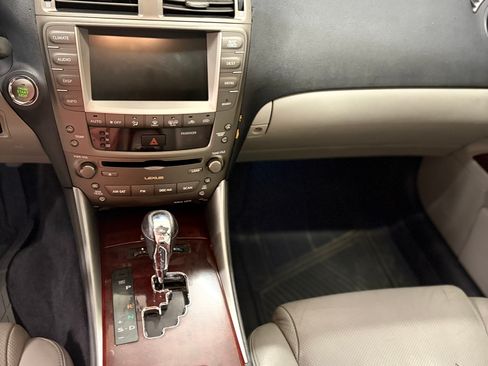 Used 2006 Lexus IS 250 AWD image 8
