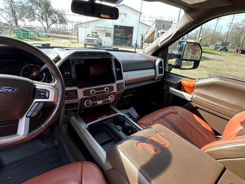 Used 2022 Ford F350 King Ranch w/ King Ranch Ultimate Package image 16