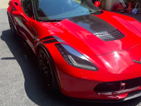 Used 2019 Chevrolet Corvette Grand Sport RWD image 6