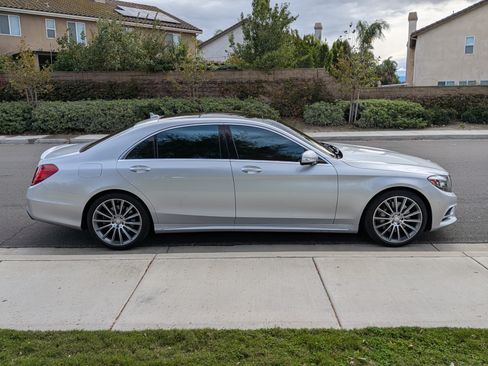 Used 2015 Mercedes-Benz S 550 S 550 Sedan 4D image 5