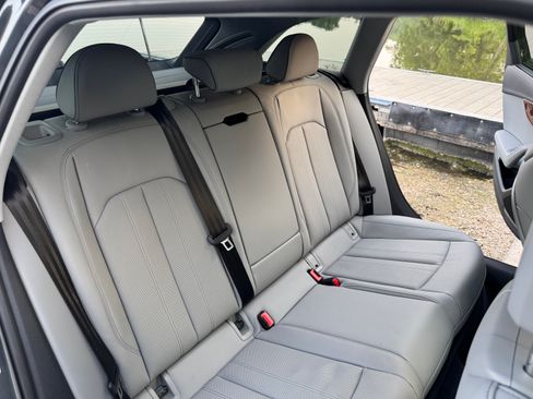 Used 2024 Audi A4 2.0T allroad Premium Plus image 24