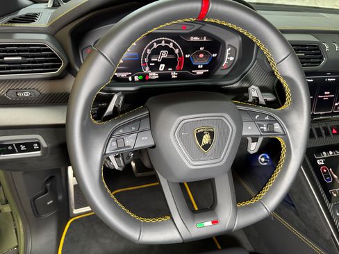 Used 2024 Lamborghini Urus Performante image 22