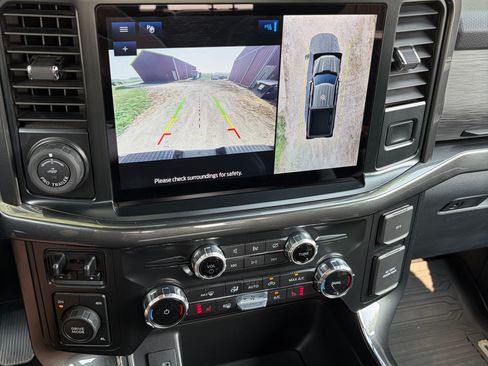 Used 2022 Ford F150 XLT w/ Equipment Group 302A High AWD/4WD image 13