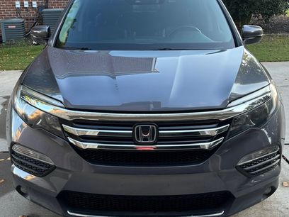 Used 2016 Honda Pilot Touring