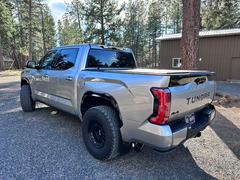Used 2023 Toyota Tundra Platinum image 4