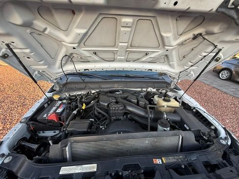 Used 2016 Ford F250 XL w/ Power Equipment Group AWD/4WD image 16
