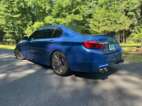 Used 2013 BMW M5 RWD image 6