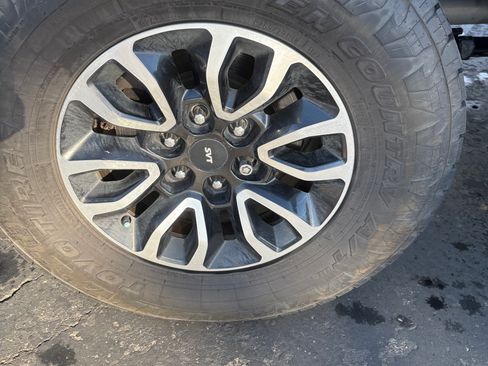 Used 2018 Ford F150 XLT w/ Equipment Group 301A Mid image 6