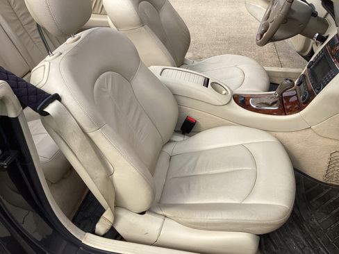 Used 2008 Mercedes-Benz CLK 350 Cabriolet image 17