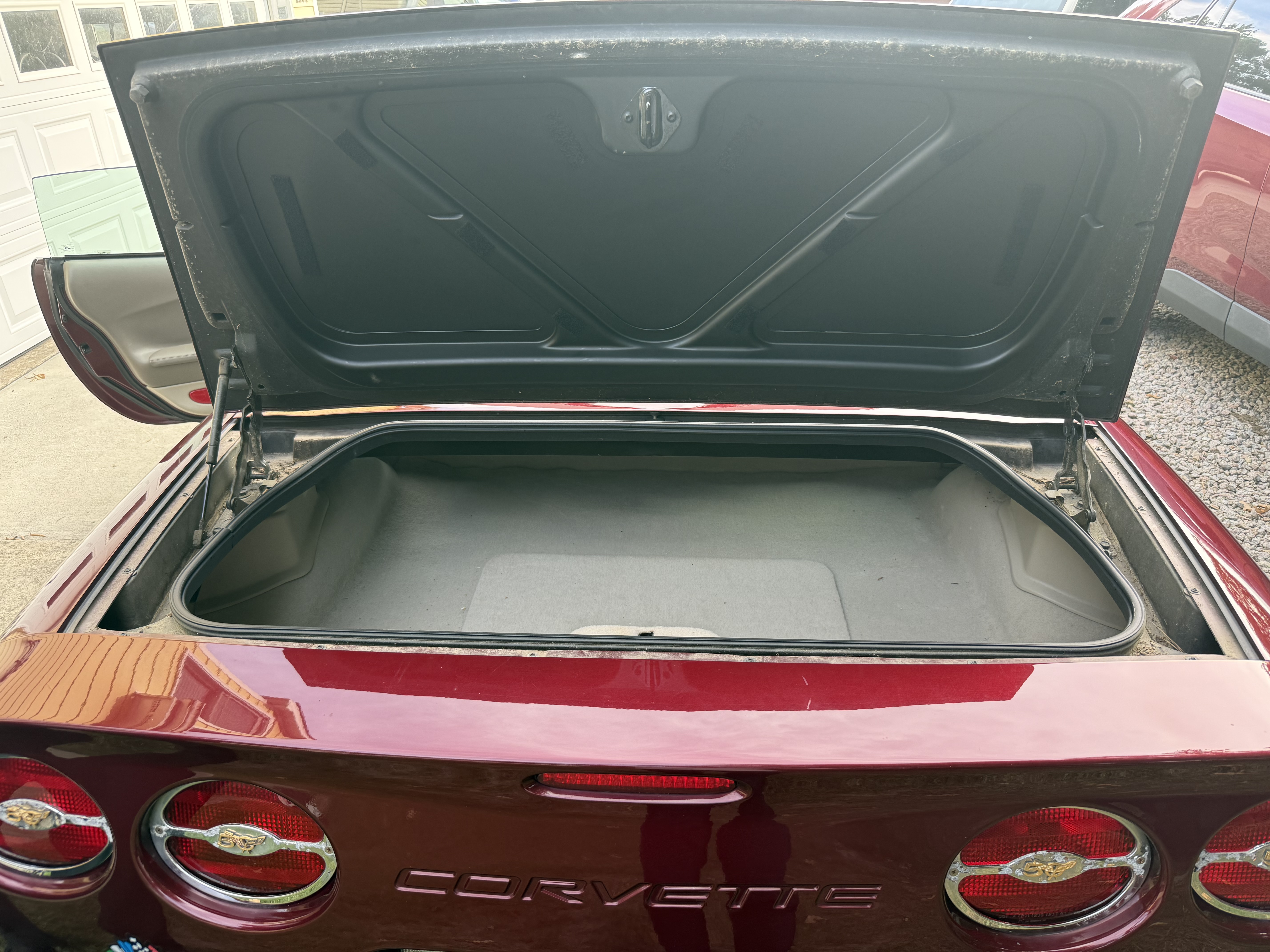 Used 2003 Chevrolet Corvette Convertible w/ Preferred Equipment Group1 RWD image 16