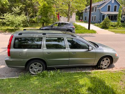 Used 2007 Volvo V70 2.5T