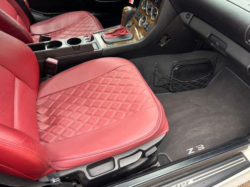 Used 2001 BMW Z3 2.5i RWD image 17