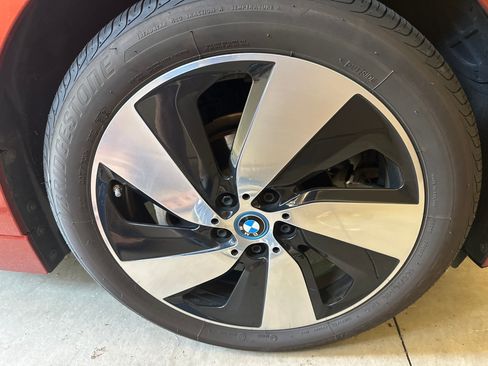 Used 2014 BMW i3 image 9