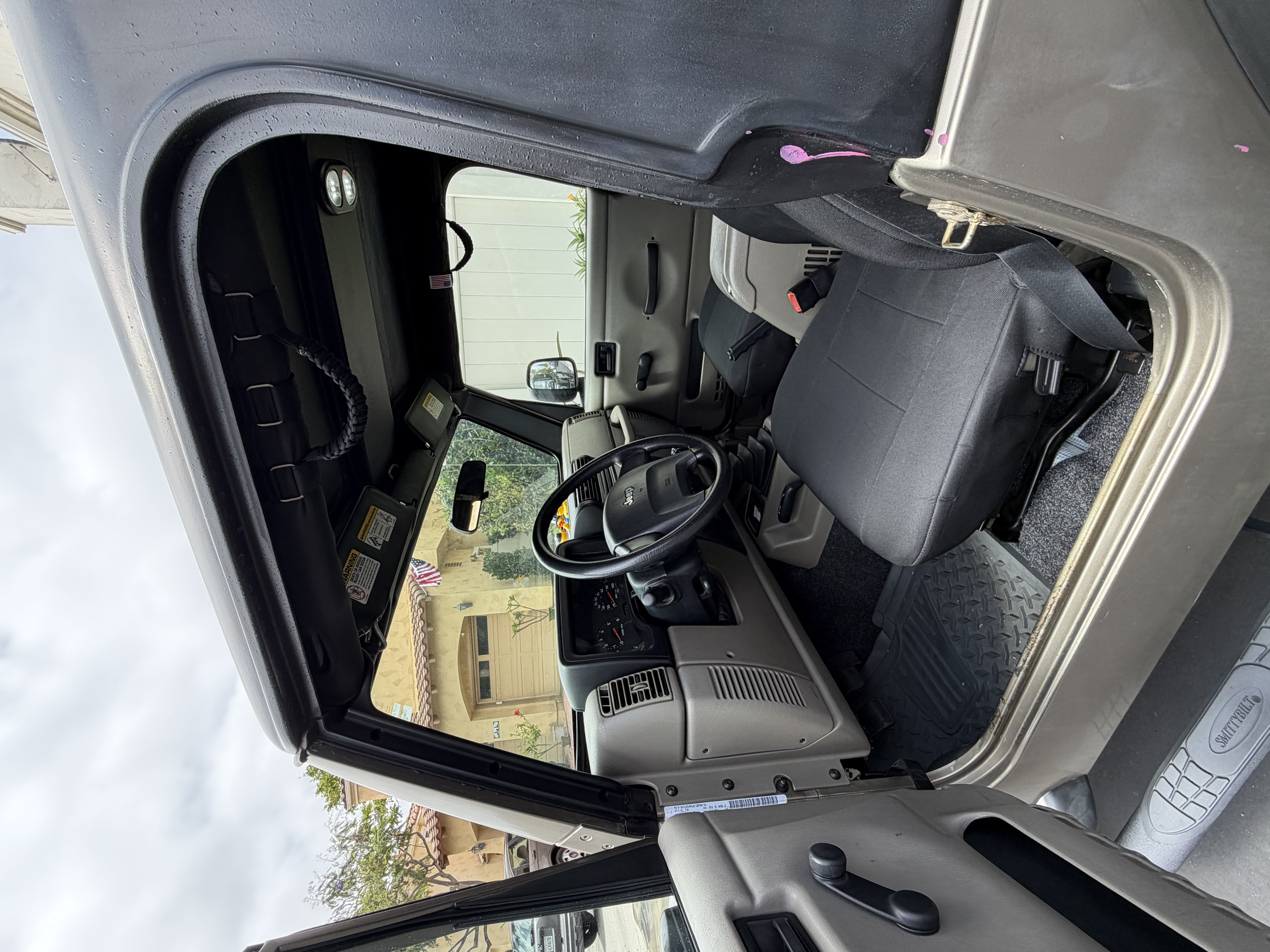 Used 2004 Jeep Wrangler SE AWD/4WD image 8