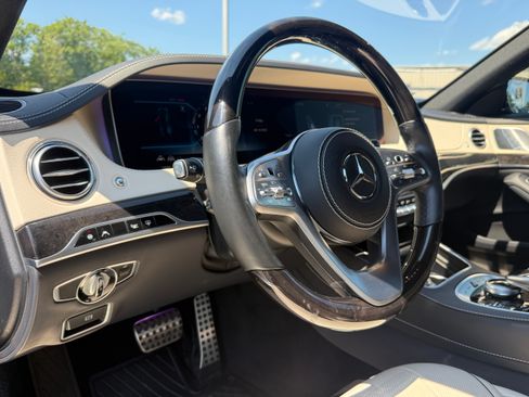 Used 2020 Mercedes-Benz S 560 4MATIC Sedan image 19