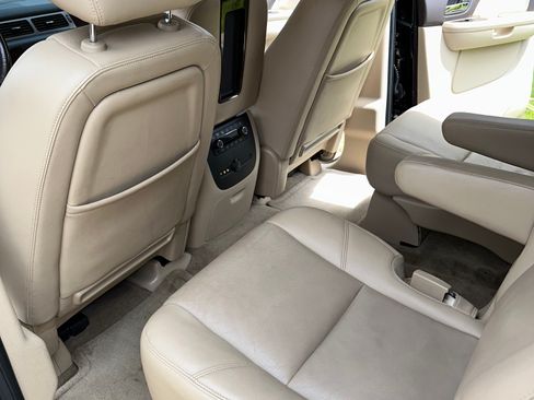 Used 2012 GMC Yukon XL Denali image 25