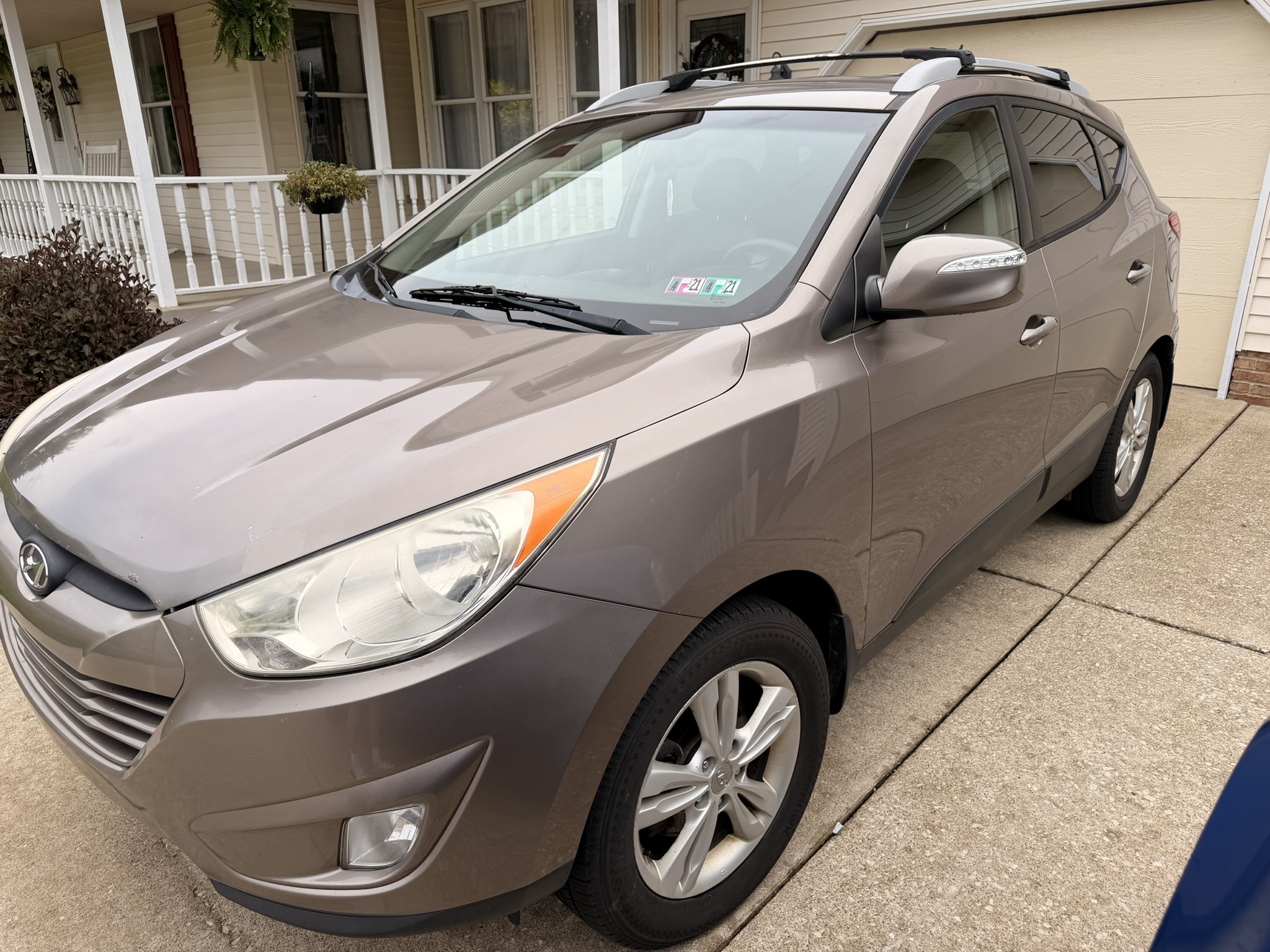 Used 2013 Hyundai Tucson GLS AWD/4WD image 2