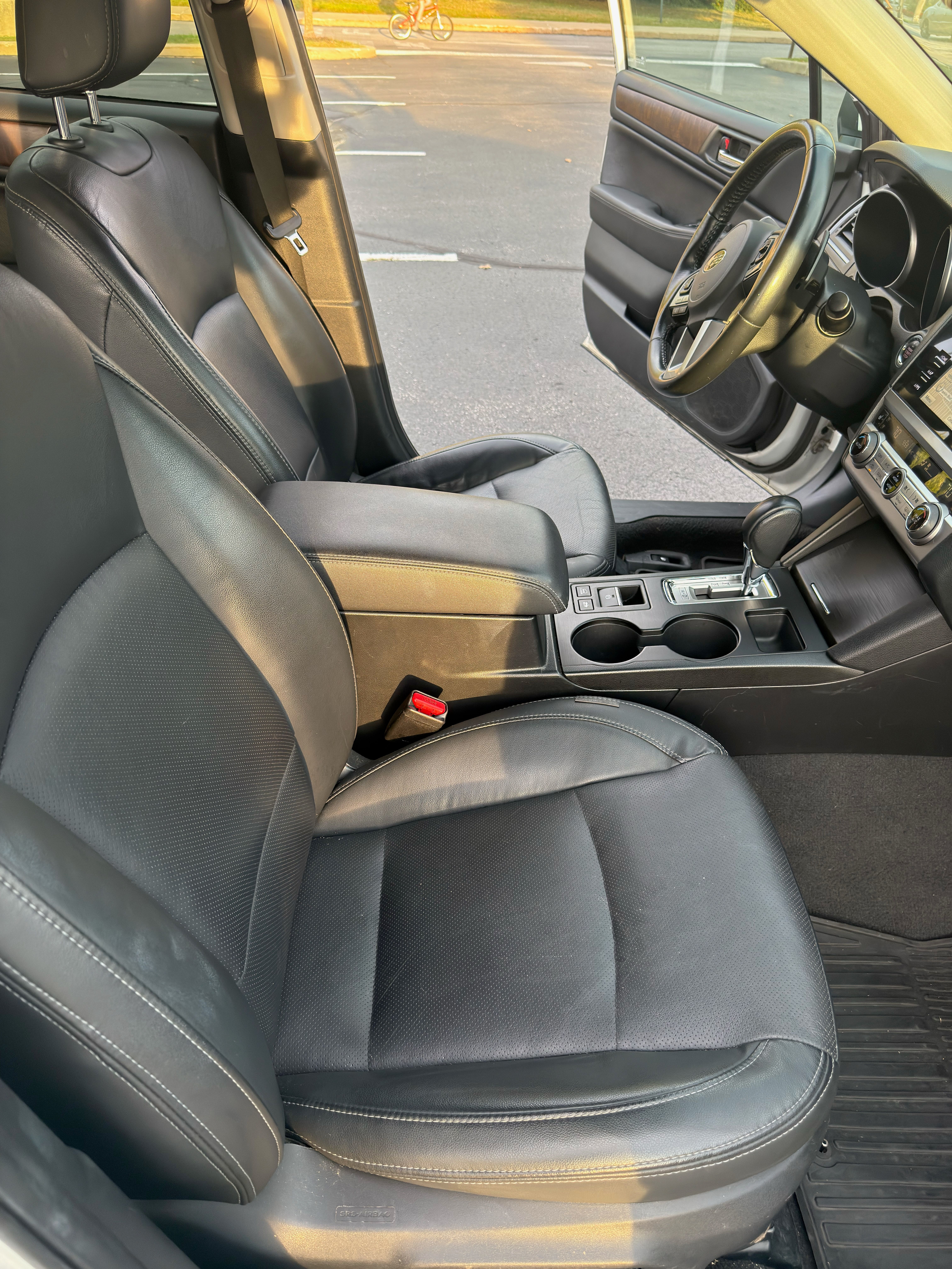 Used 2015 Subaru Outback 2.5i Limited AWD/4WD image 18