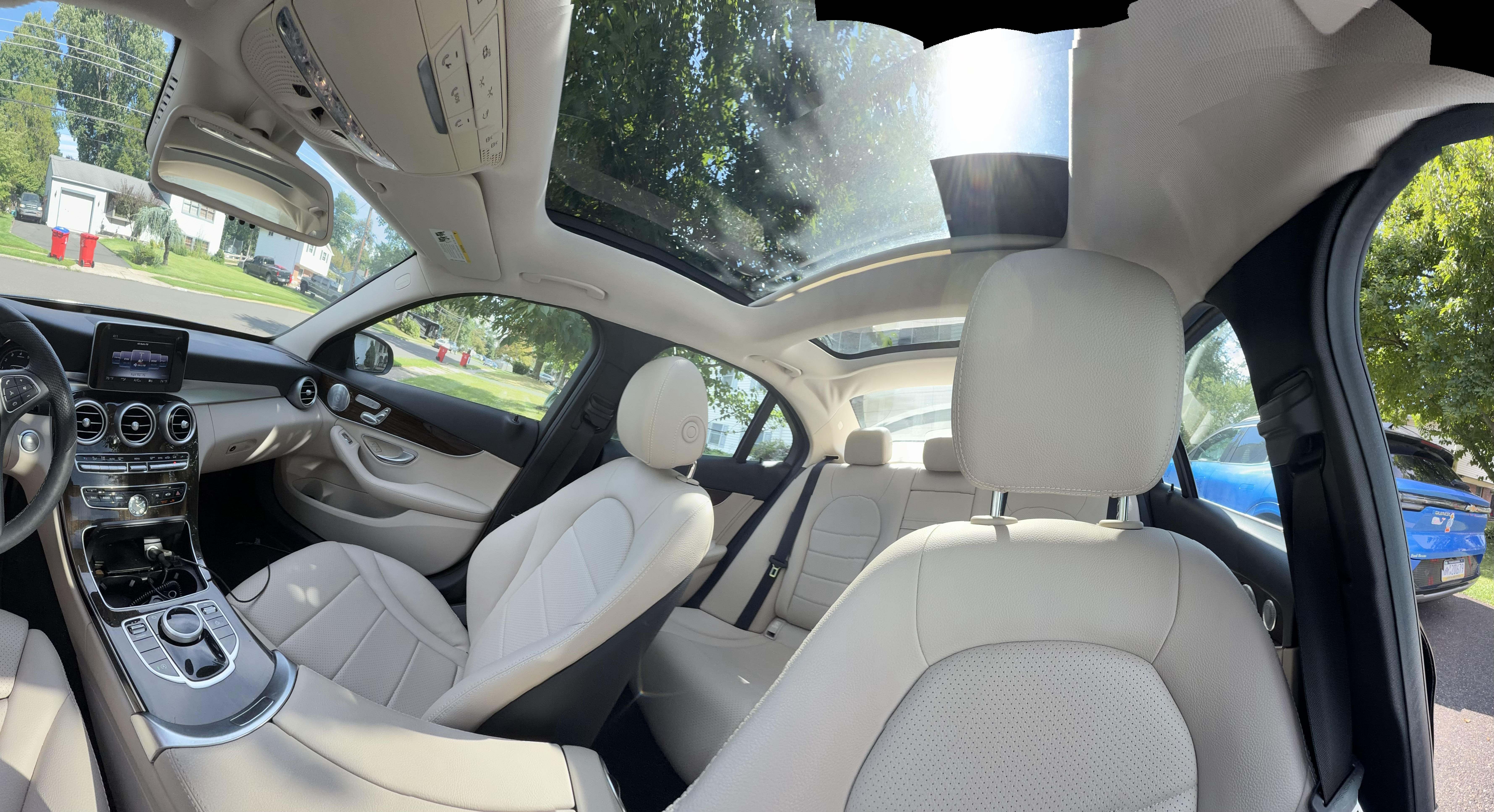 Used 2017 Mercedes-Benz C 300 4MATIC Sedan image 11