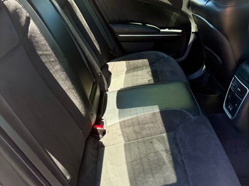 Used 2015 Dodge Charger R/T RWD image 13