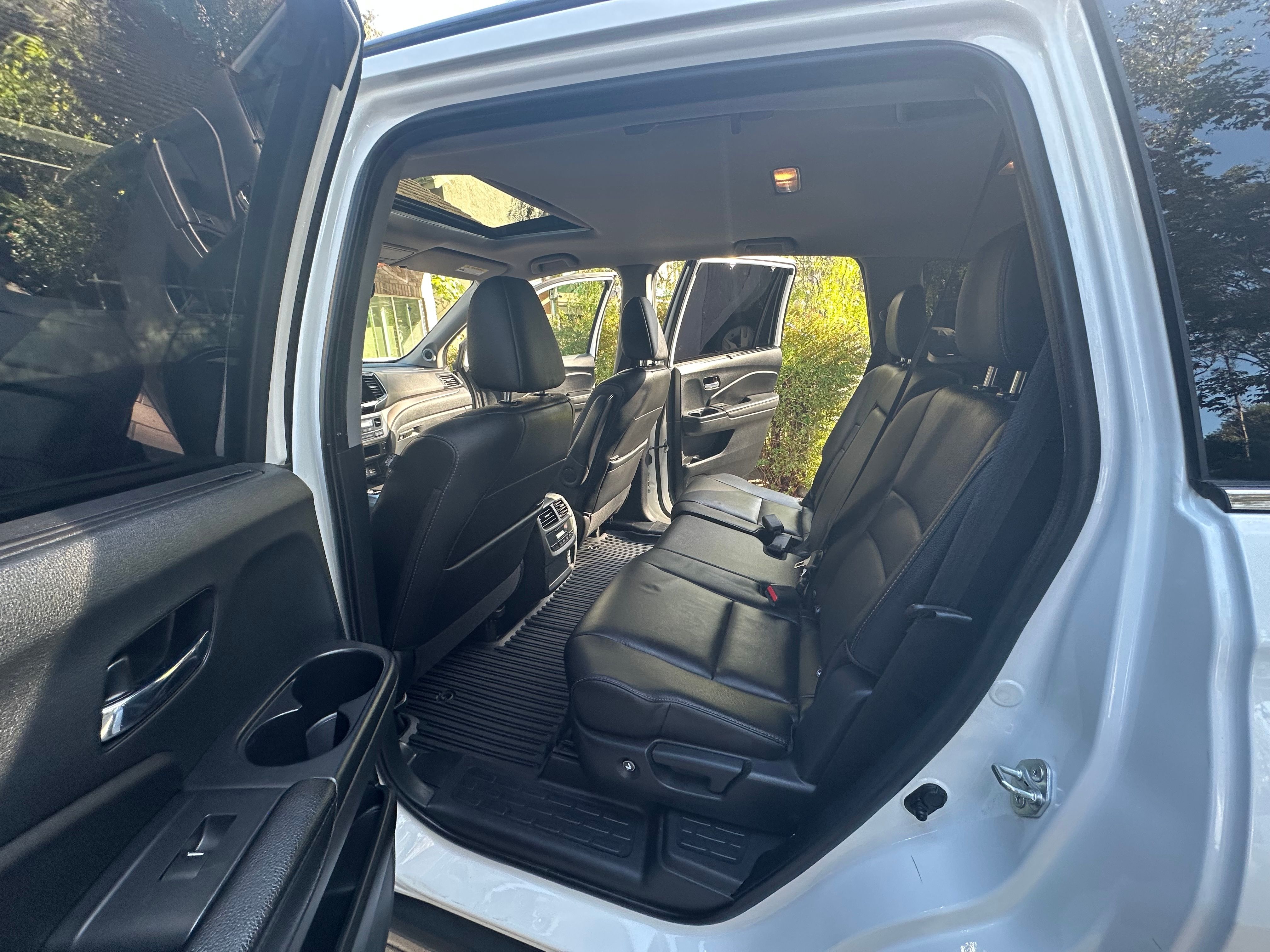 Used 2022 Honda Pilot Special Edition image 13