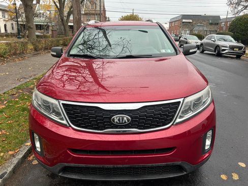 Used 2015 Kia Sorento LX image 5