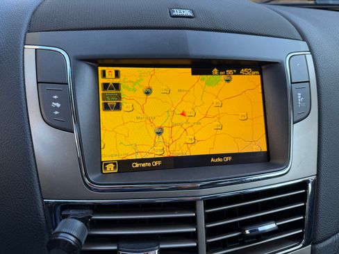 Used 2010 Lincoln MKT 2WD image 29