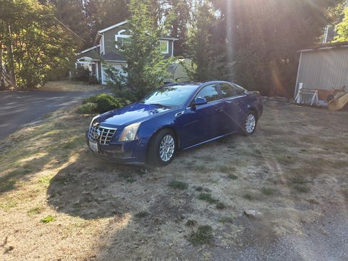 Used 2012 Cadillac CTS Luxury image 3