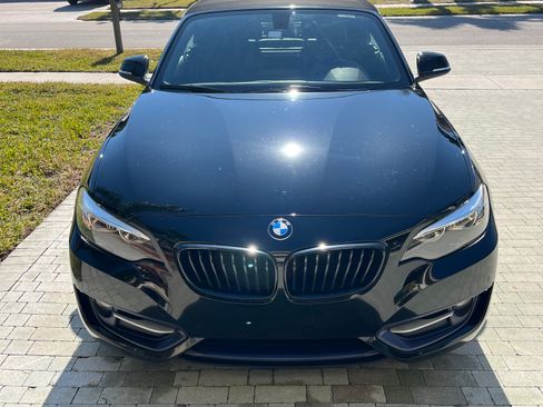 Used 2017 BMW 230i Convertible image 4