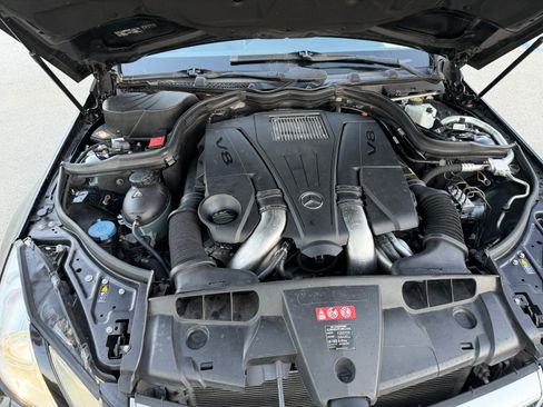 Used 2013 Mercedes-Benz E 550 E 550 Coupe 2D image 9