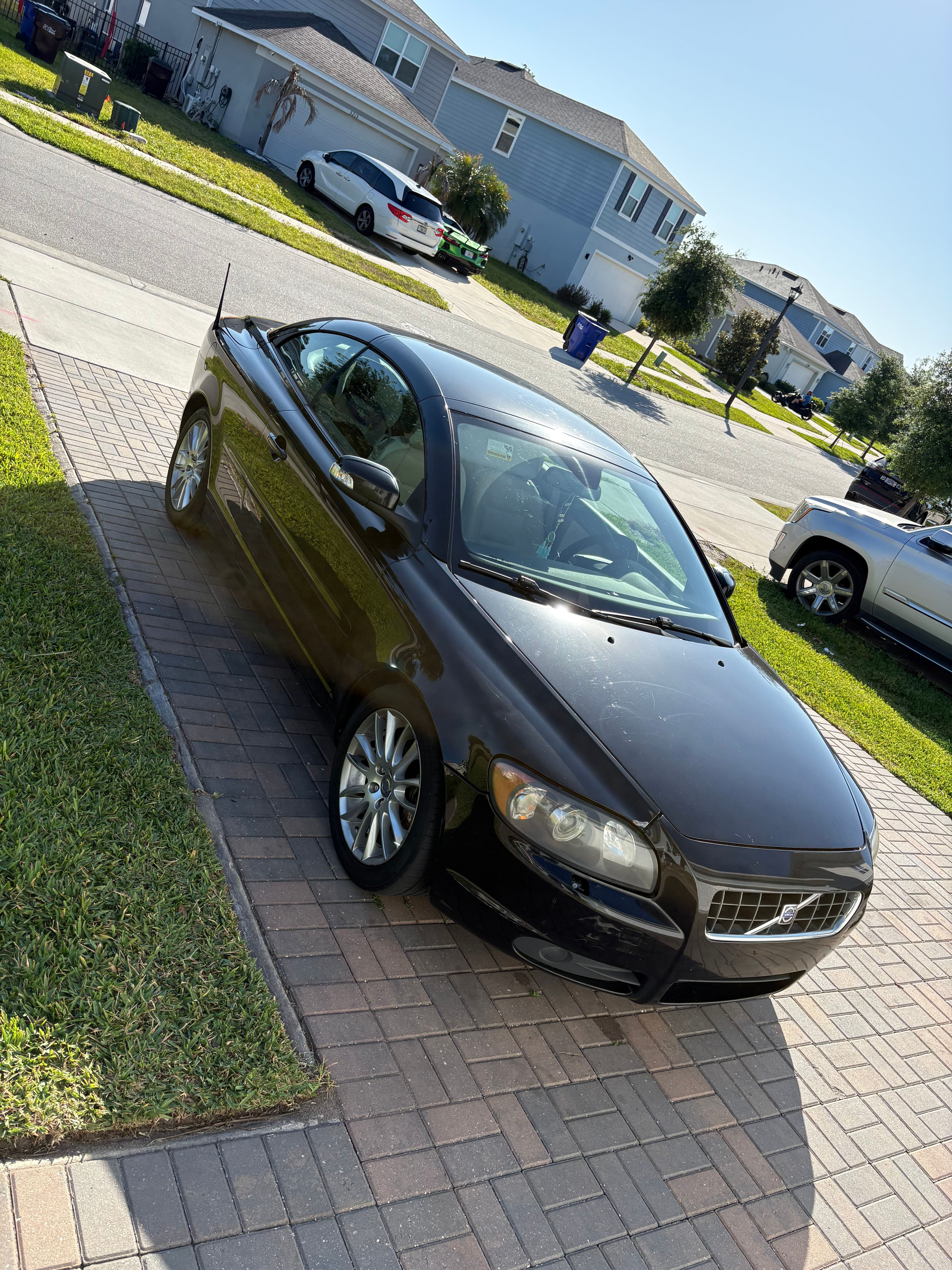 Used 2009 Volvo C70 T5 FWD image 10