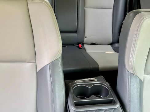 Used 2014 Toyota RAV4 Limited FWD image 25