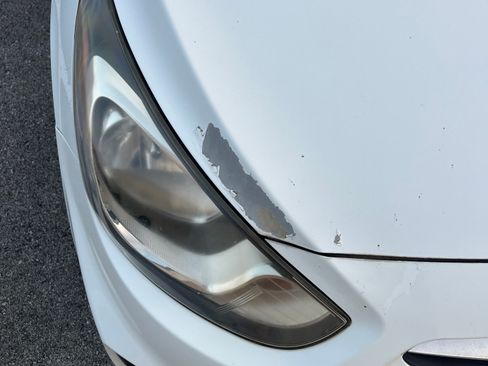 Used 2012 Hyundai Accent GS FWD image 10
