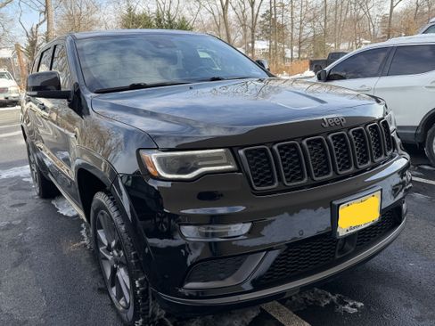 Used 2019 Jeep Grand Cherokee High Altitude image 2