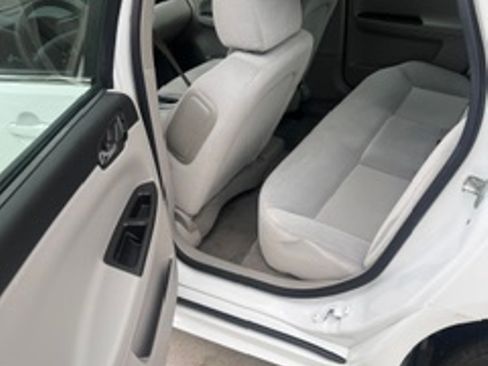 Used 2016 Chevrolet Impala Limited LS FWD image 4