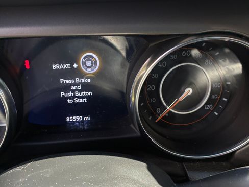 Used 2019 Jeep Wrangler Unlimited Sport S AWD/4WD image 11