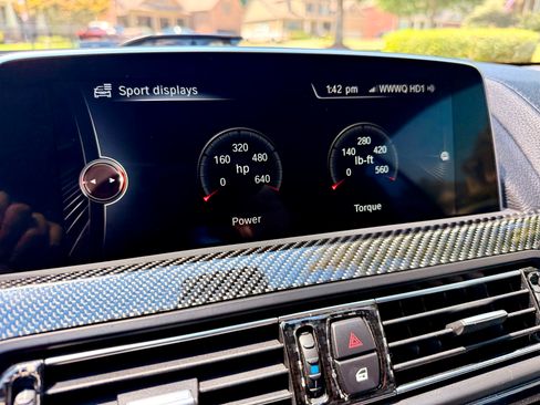 Used 2016 BMW M6 Convertible RWD image 18