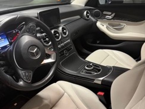 Used 2017 Mercedes-Benz C 300 Sedan image 8