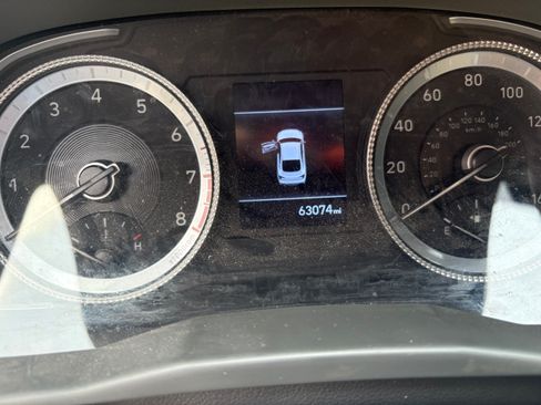 Used 2023 Hyundai Sonata SE FWD image 9