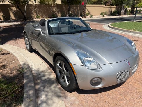 Used 2008 Pontiac Solstice Convertible w/ Preferred Package RWD image 14