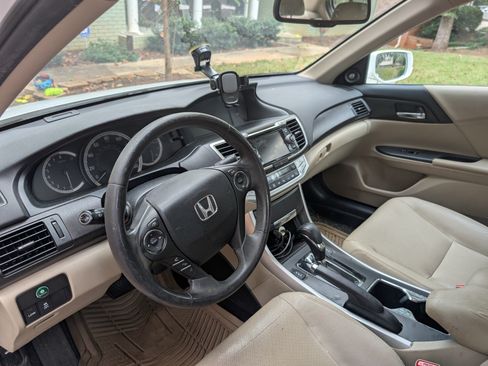 Used 2014 Honda Accord EX-L image 6