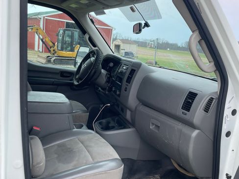 Used 2015 Nissan NV 3500 S w/ Power Basic Package image 2