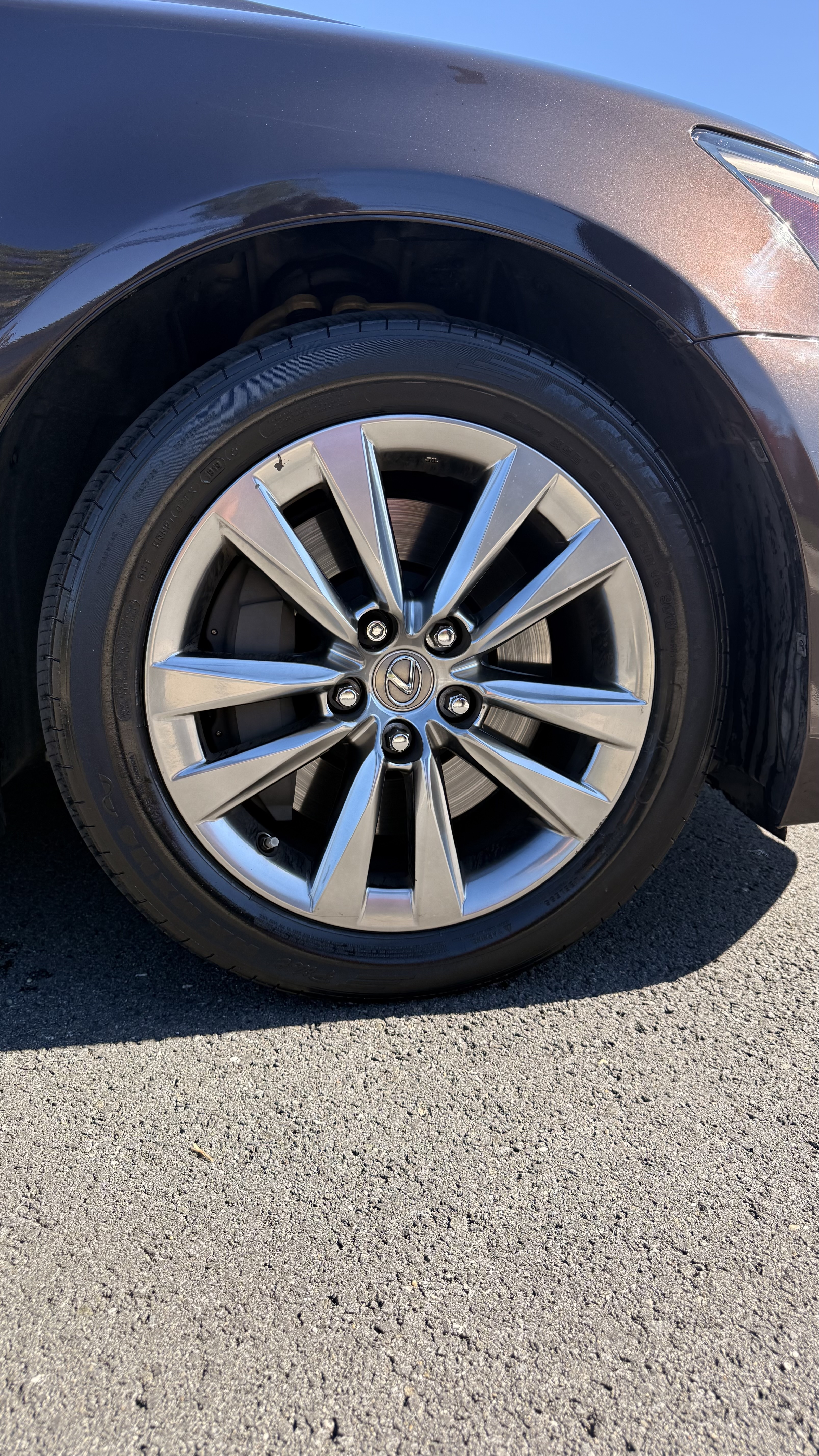 Used 2014 Lexus LS 460 AWD w/ Comfort Package image 4